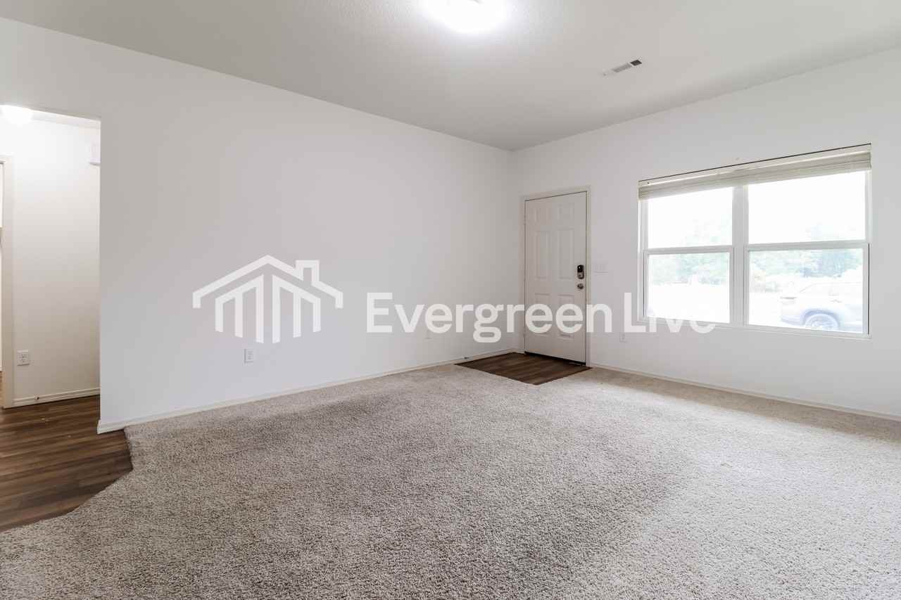 20 Harvest Ln - Photo 6 of 15
