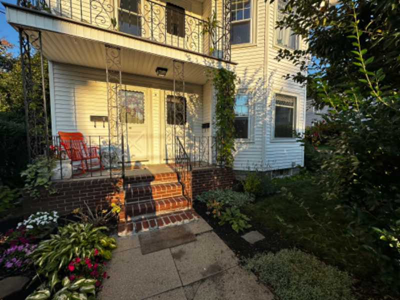 35 Mountain Ave - Photo 3 of 36