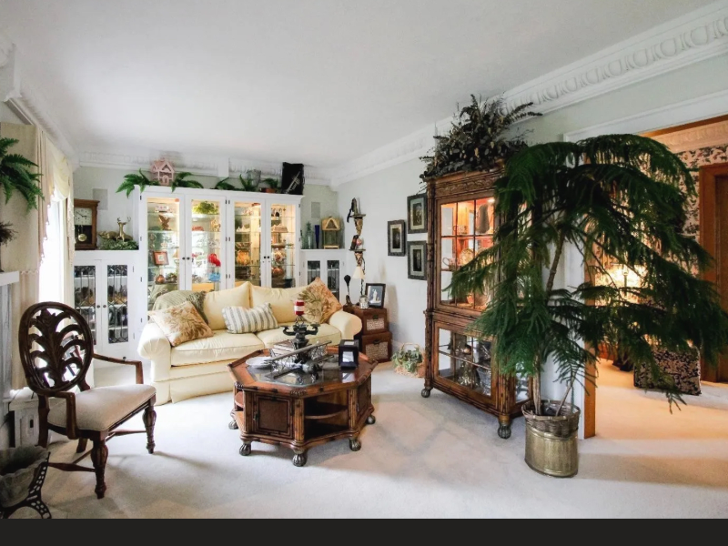 423 Northwest St - Photo 2 of 20