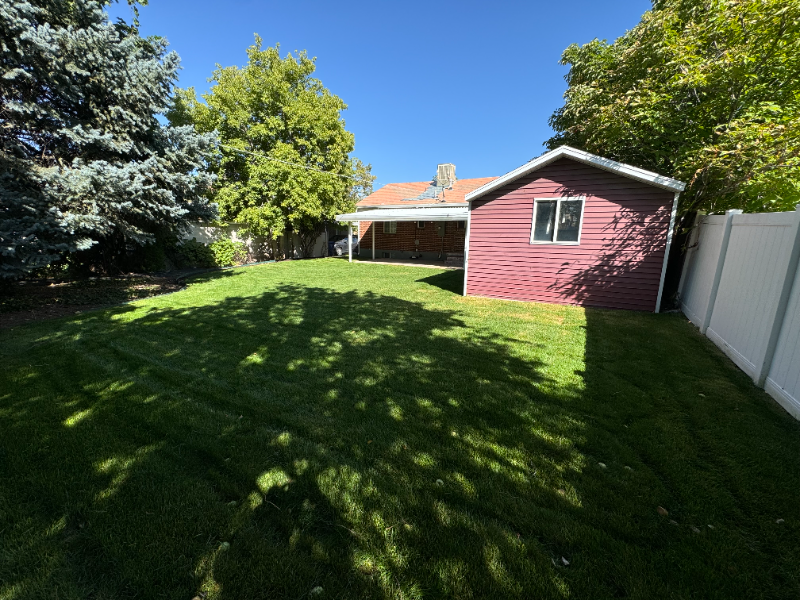 1602 E Gregson Ave - Photo 3 of 35