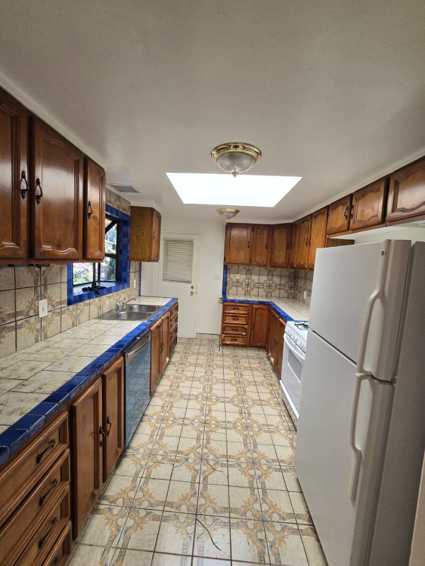 4101 E 1st St #6 - Photo 2 of 10