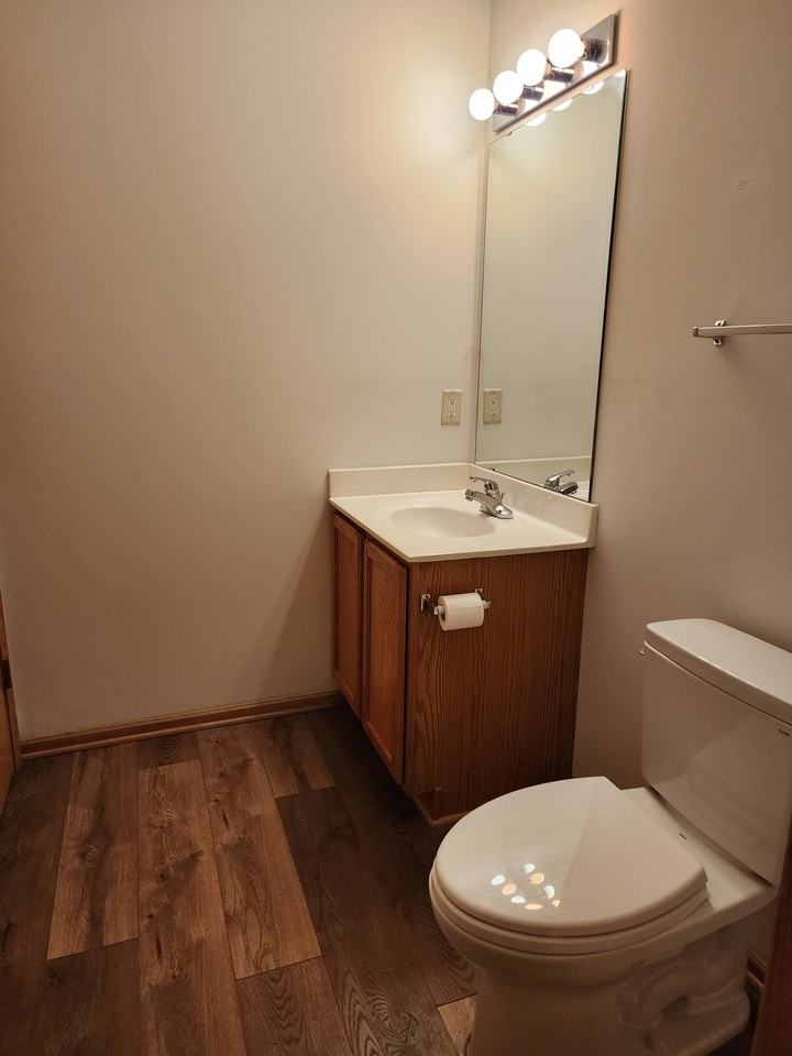 1904 Hawthorne Pt #1904 - Photo 5 of 10
