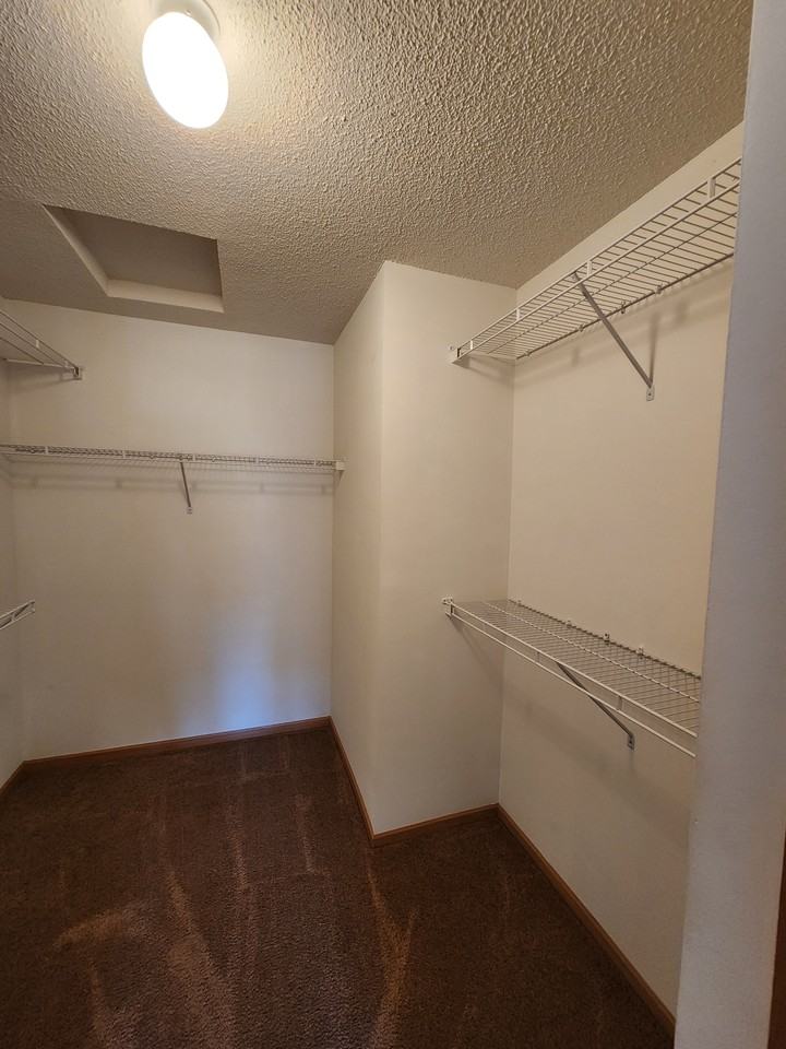 1904 Hawthorne Pt #1904 - Photo 7 of 11