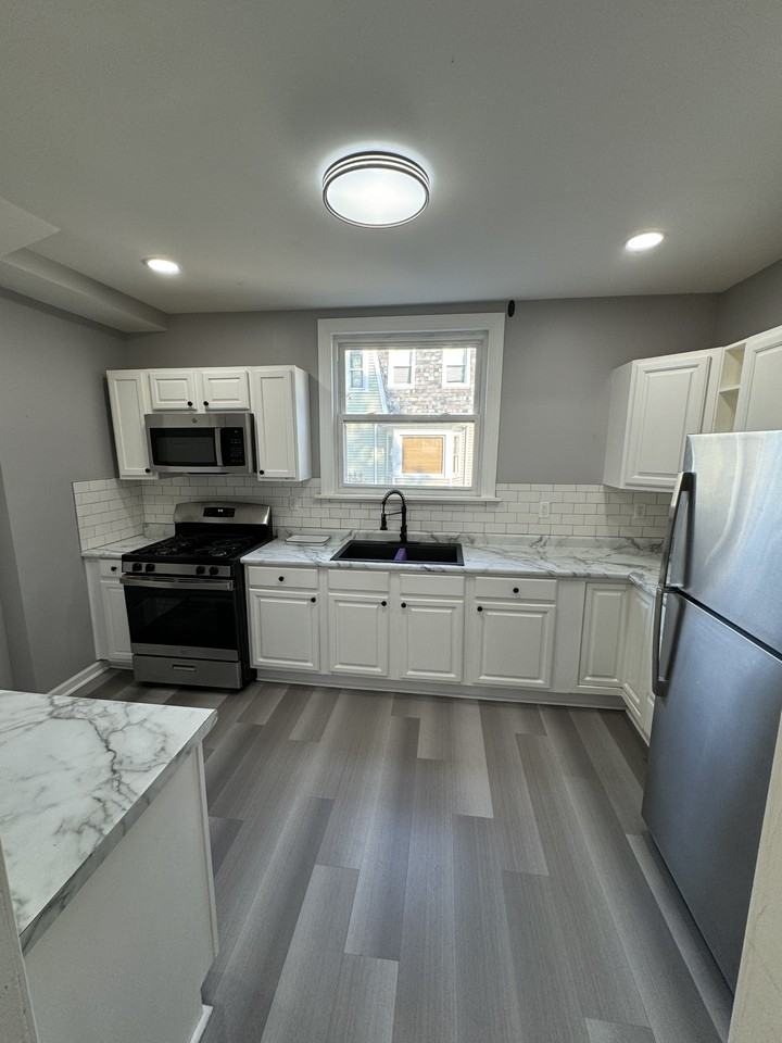 454 Colford Ave #NA - Photo 3 of 14