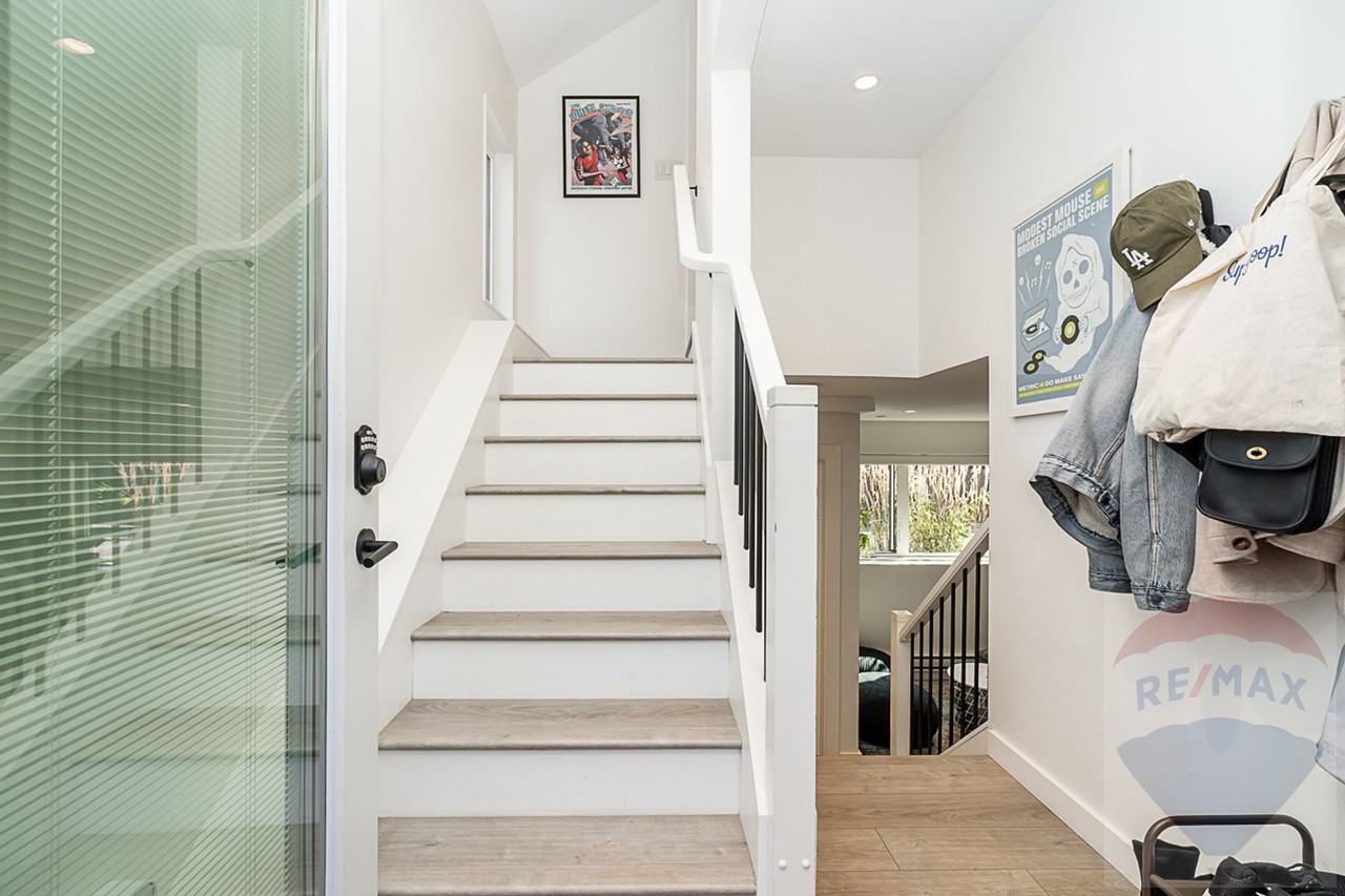 782 East 19th Avenue - Photo 2 of 31