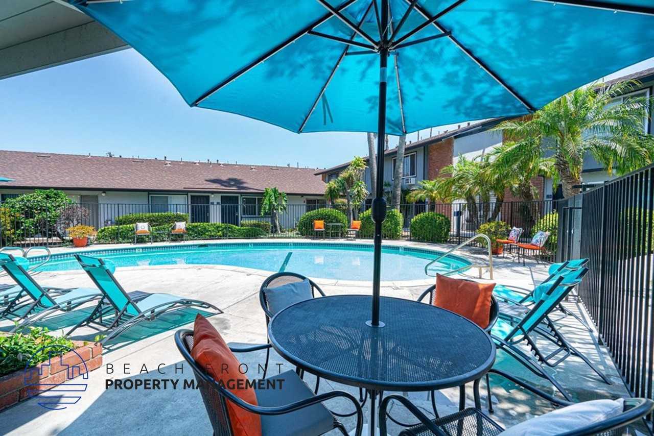 217 S. Knott Ave. - Photo 3 of 17