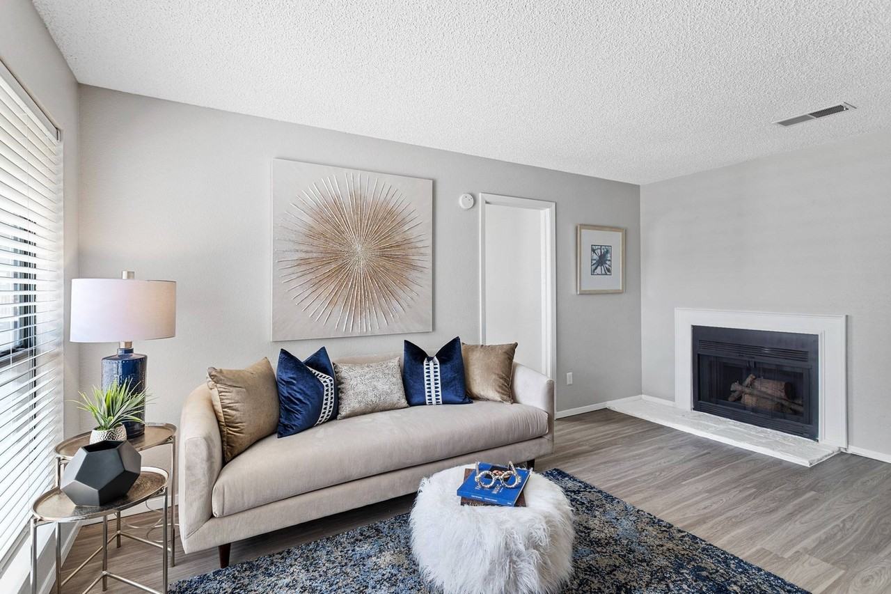 Penn Station - Photo 5 of 44