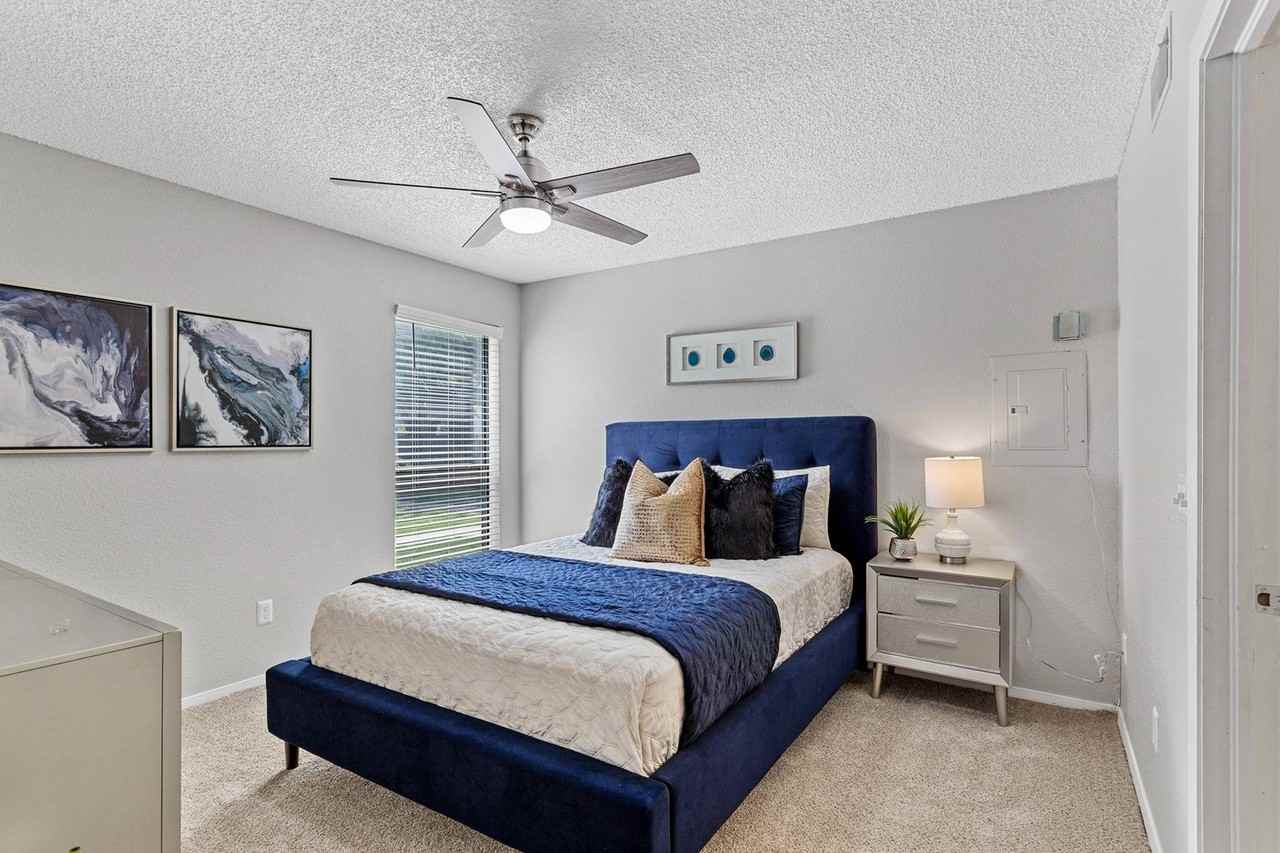 Penn Station - Photo 6 of 44