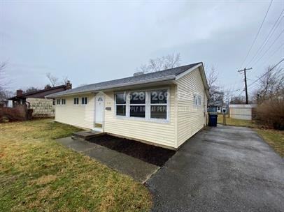 4246 Kerr Dr - Photo 2 of 33