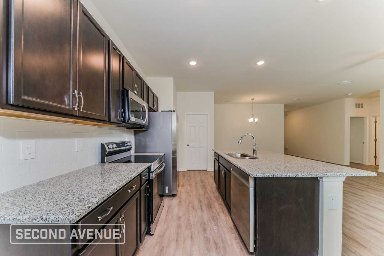 5223 Jody Ave - Photo 2 of 27