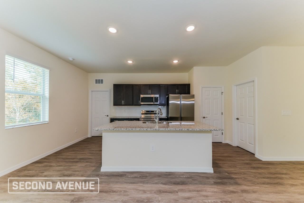 5223 Jody Ave - Photo 5 of 27