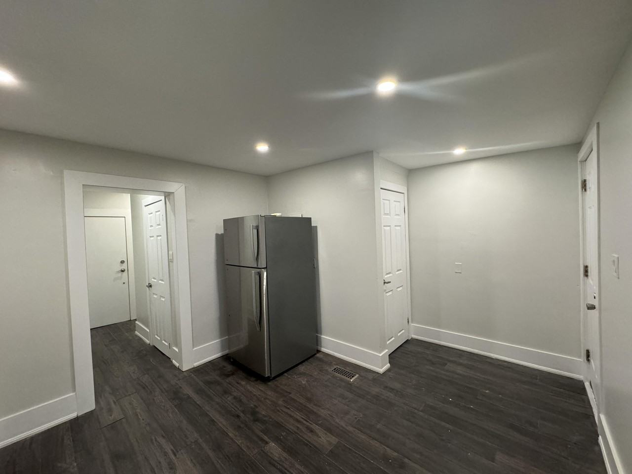 33 Garfield - Photo 2 of 12