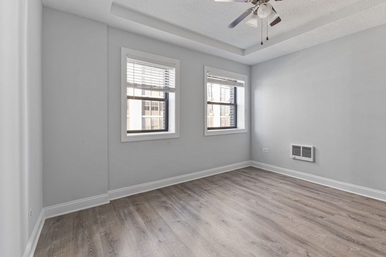 The Legacy HB at Clarendon Park - Photo 5 of 15