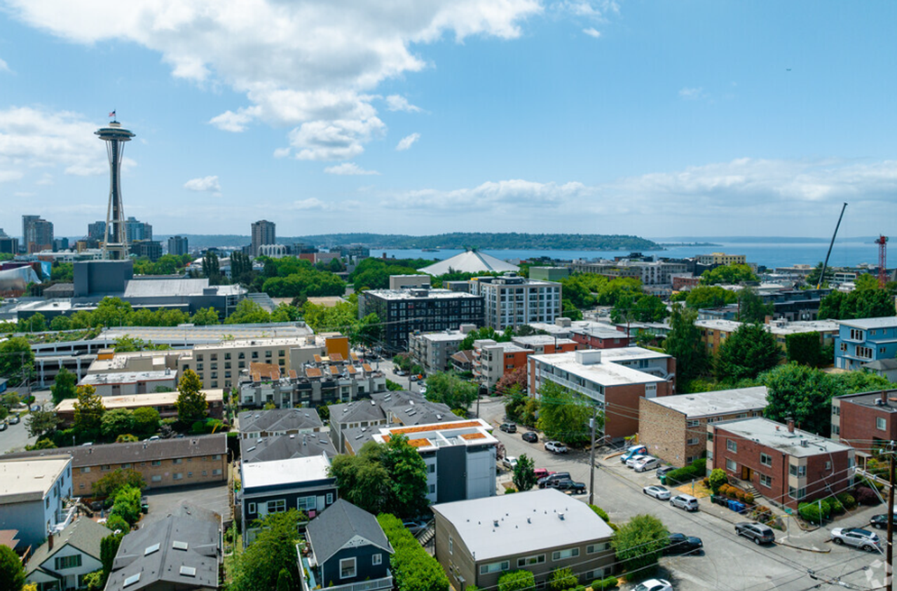 Vistana Apartments is now Leasing! - Photo 3 of 21