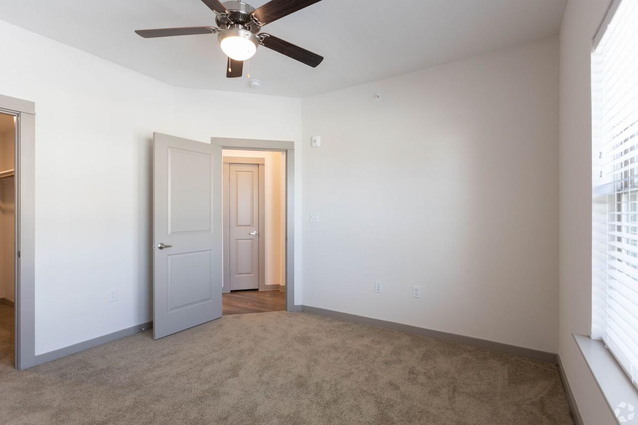 Windmill Ranch Apartments - Photo 3 of 39