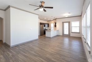 featured image of 4121 San Antonio St