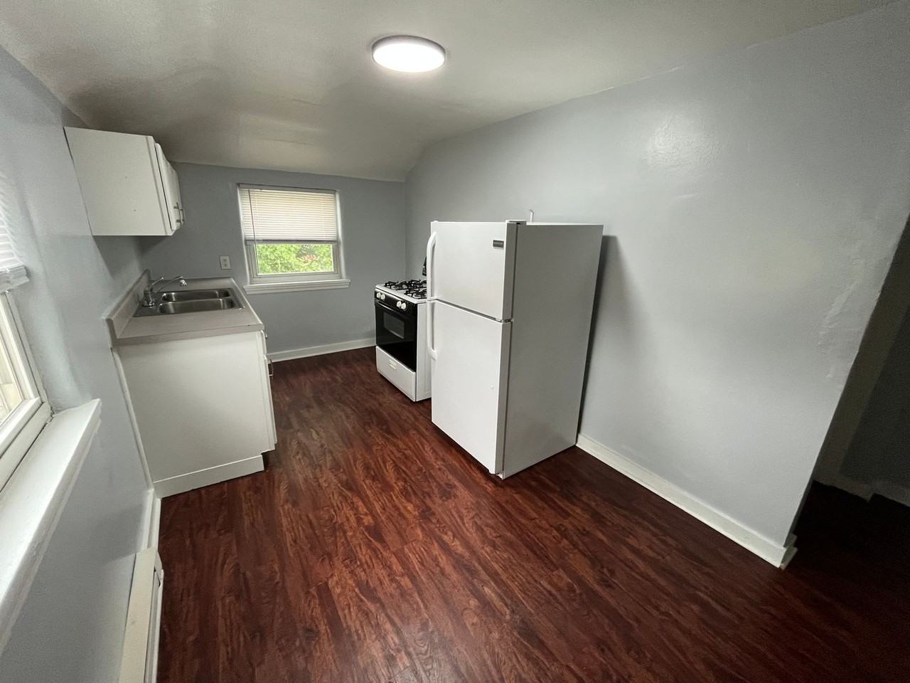 3014 McArthur - Photo 2 of 15