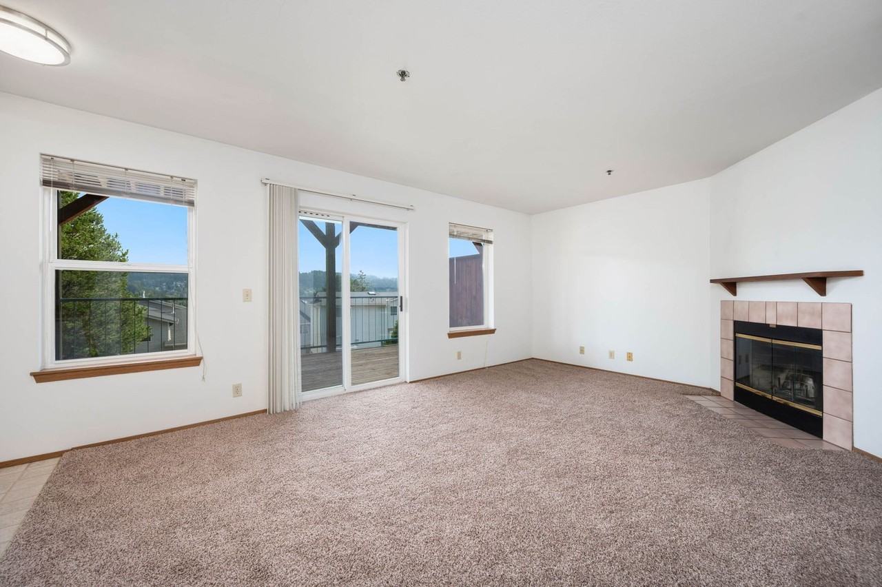 Viking Vista - Photo 7 of 26