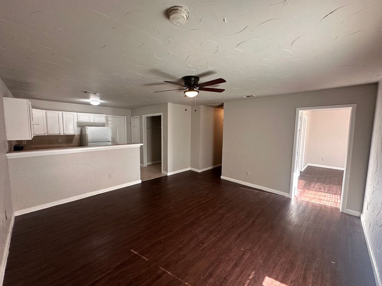 2927-29 New York Ave - Photo 2 of 12