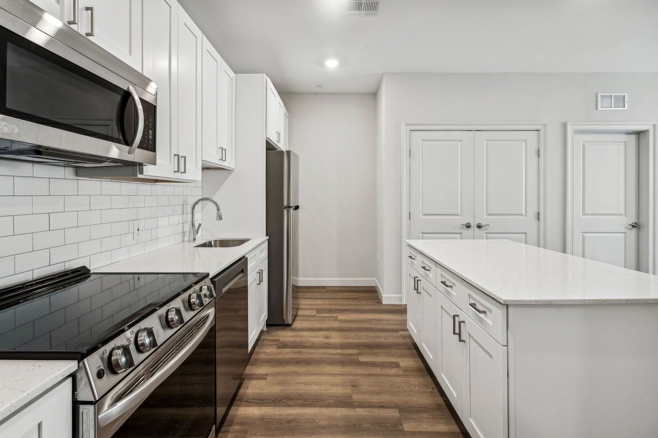 Dream Boyd Theatre - Photo 7 of 50