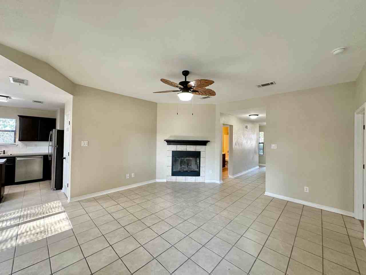 1301 Marlee Circle - Photo 4 of 41