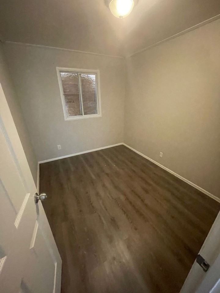 49 Saint Gregory Dr - Photo 7 of 10