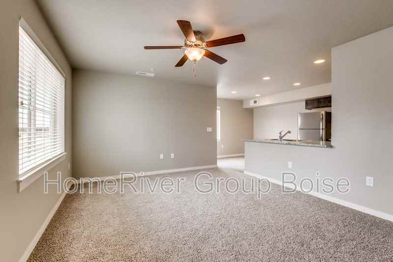 182 South Trek Lane #101 - Photo 7 of 30