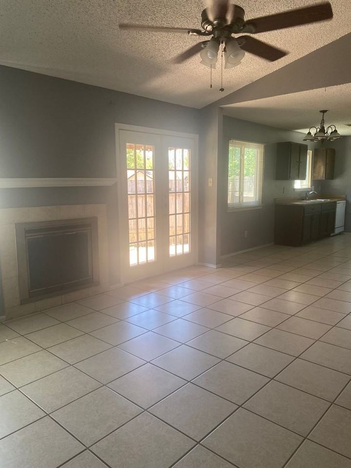 7322 Hardesty - Photo 6 of 15