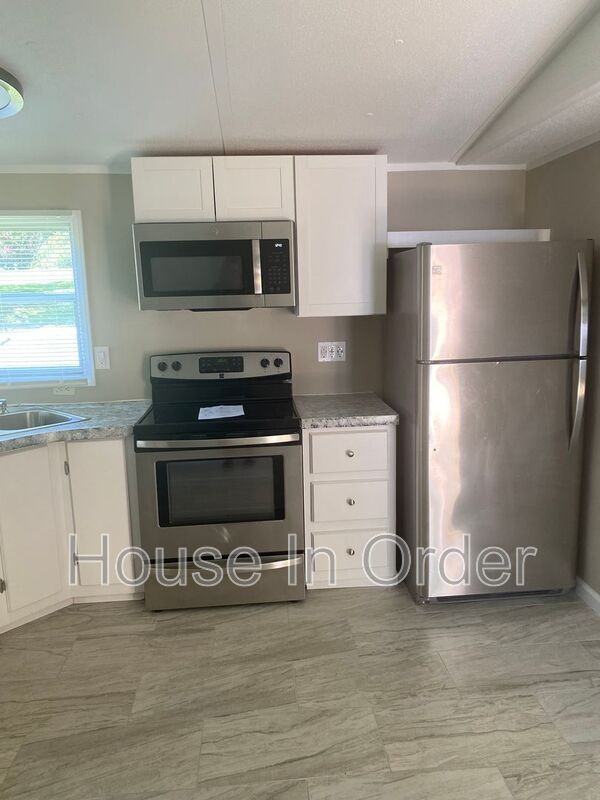 6 Twin Oaks Dr - Photo 5 of 13