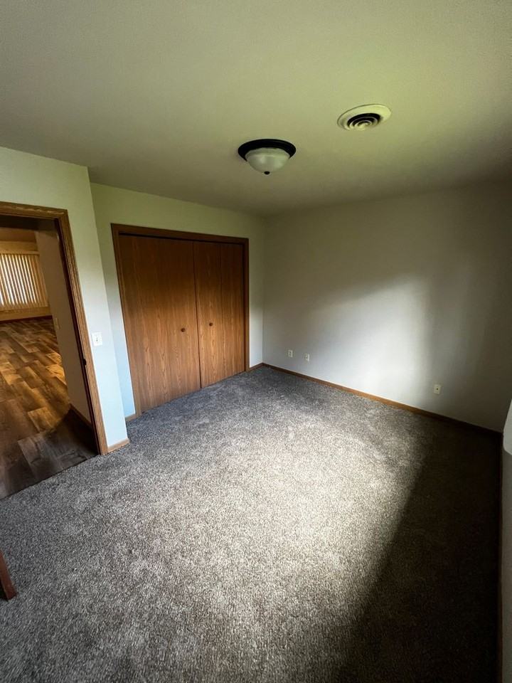 2802 Prestige Ct - Photo 5 of 10