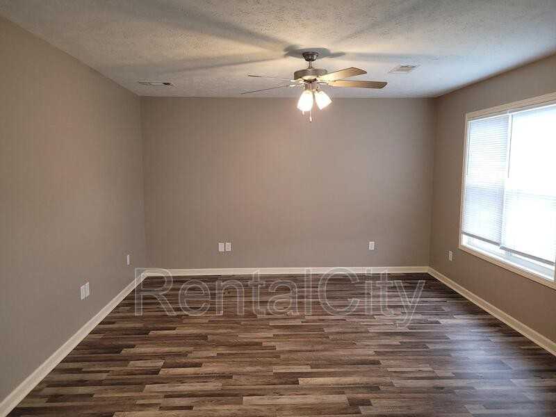 477 Dana Ave - Photo 3 of 14