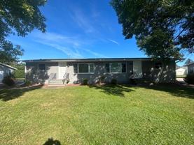 607-701 Woodbine Ave - Photo 1 of 1