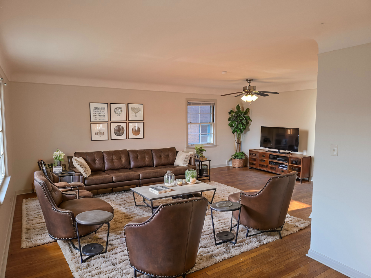 PHELPS1370 - Photo 2 of 14