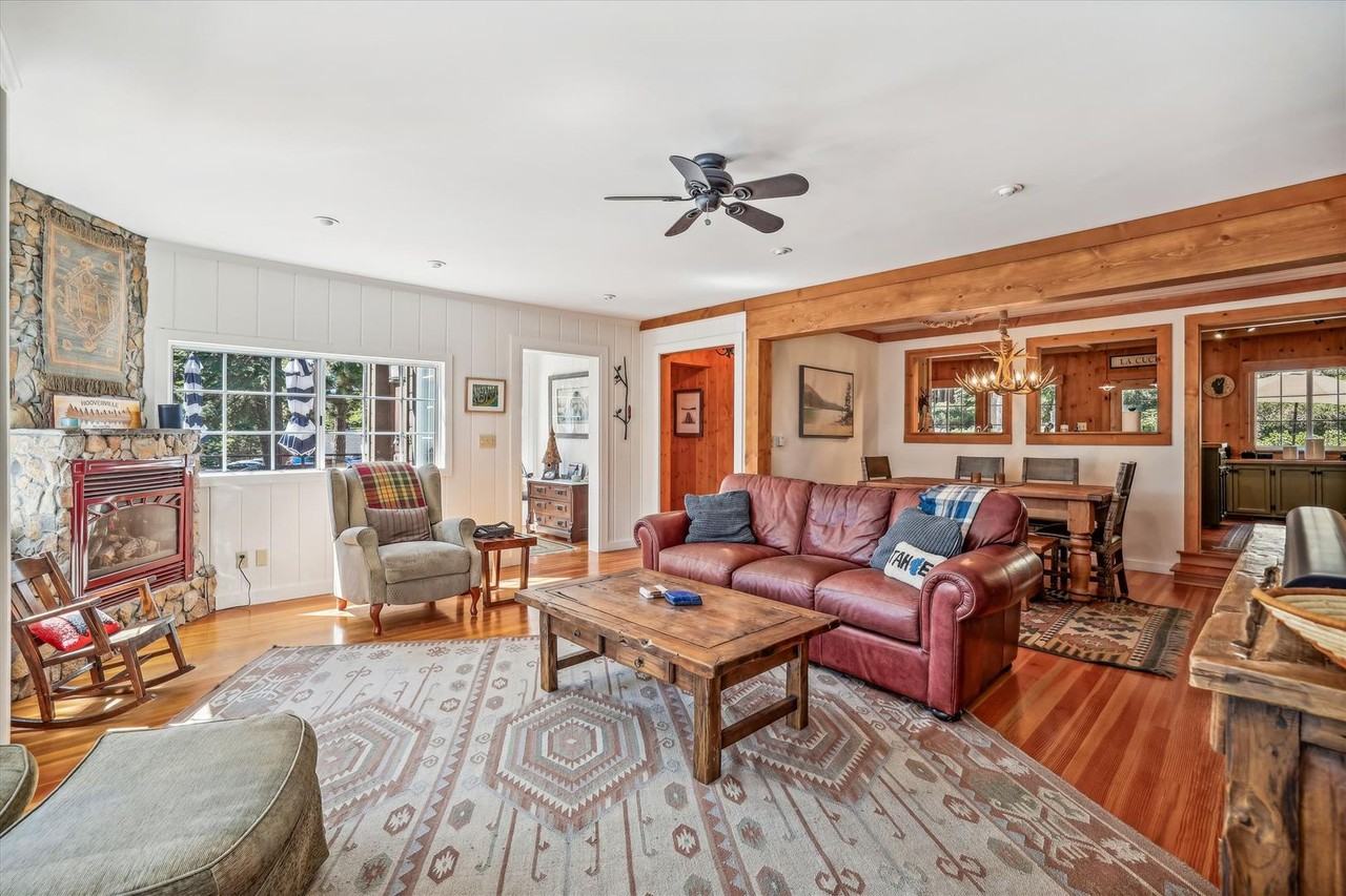 450 Tunnington Dr - Photo 2 of 24