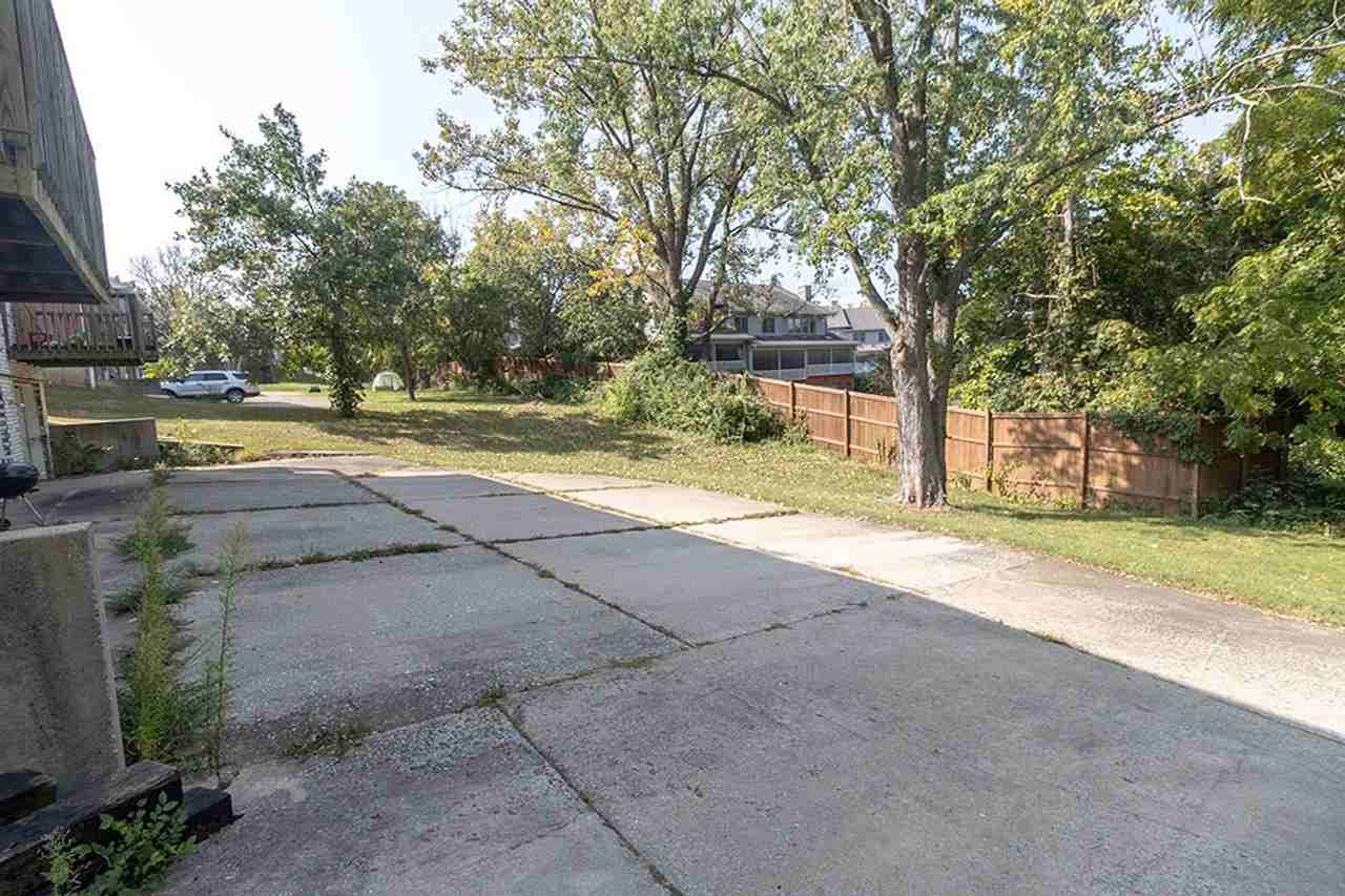 3305 Belle Meade Dr - Photo 3 of 5