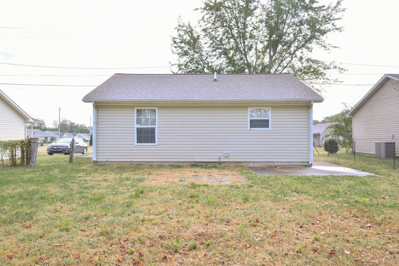 1023 Shadow Ridge Ave - Photo 3 of 20