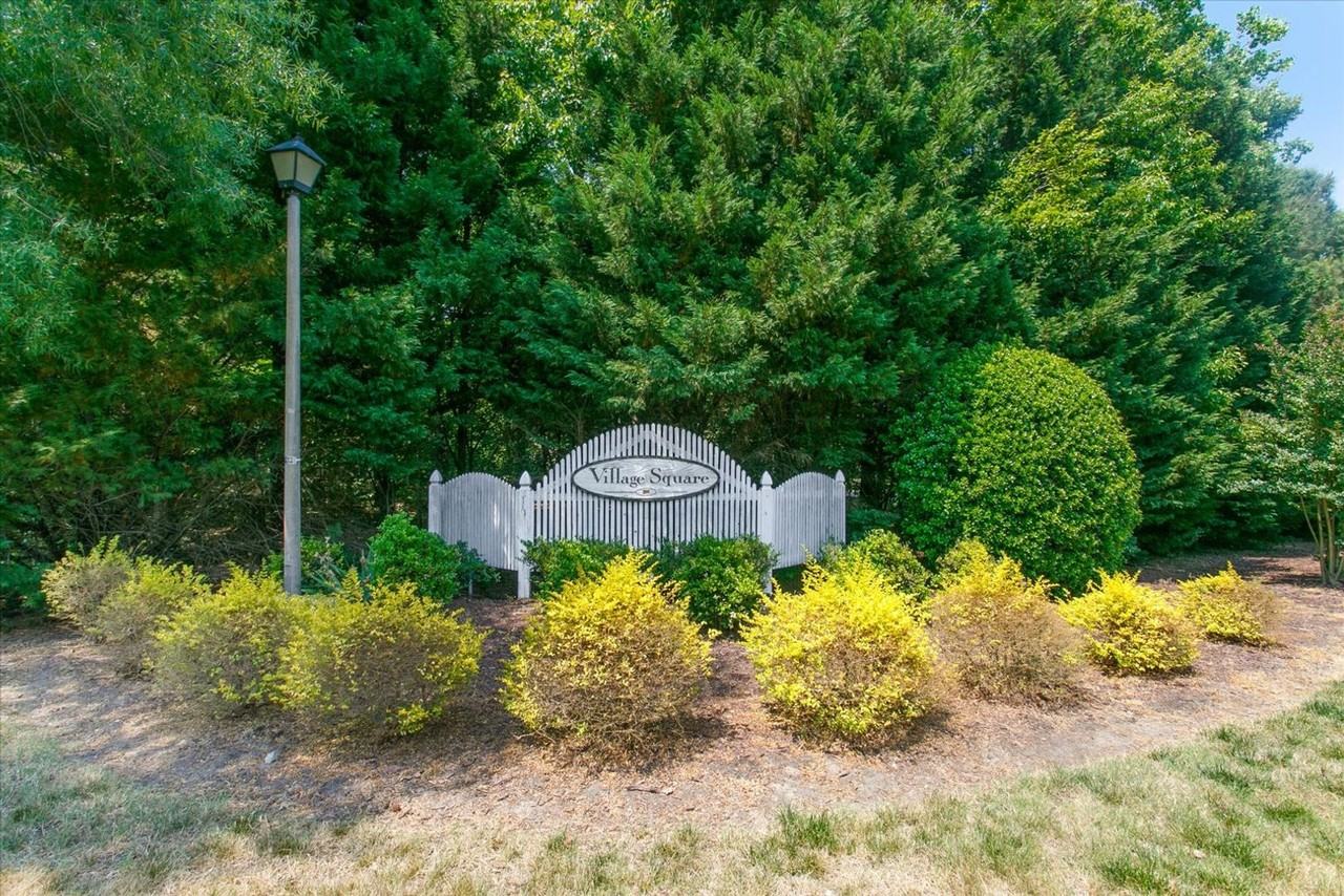 4576 Village Park Dr E - Photo 2 of 50