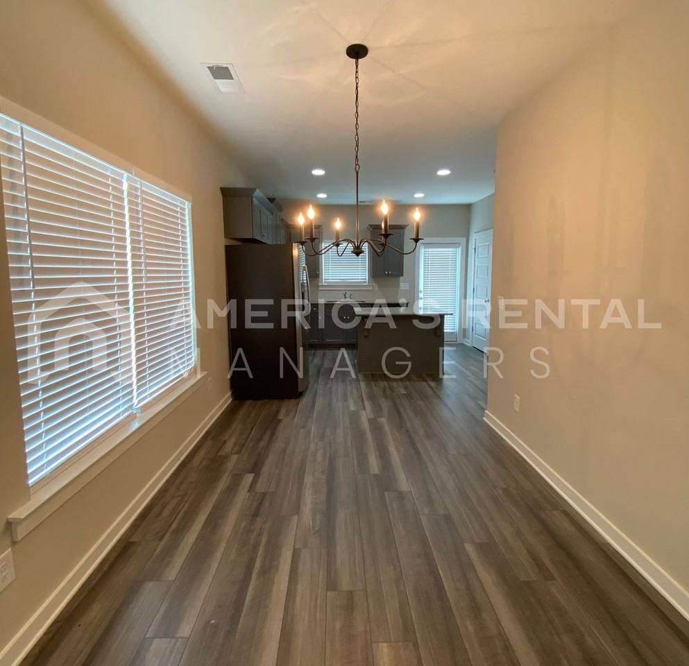 1535 Brookhaven Dr - Photo 7 of 38