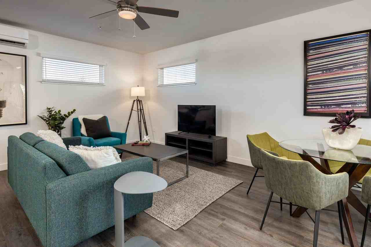 Quads 1882 - Photo 5 of 17