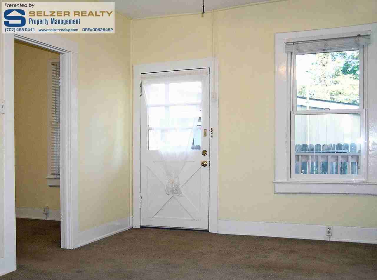 1005 W. Clay St. #A & B - Photo 3 of 5