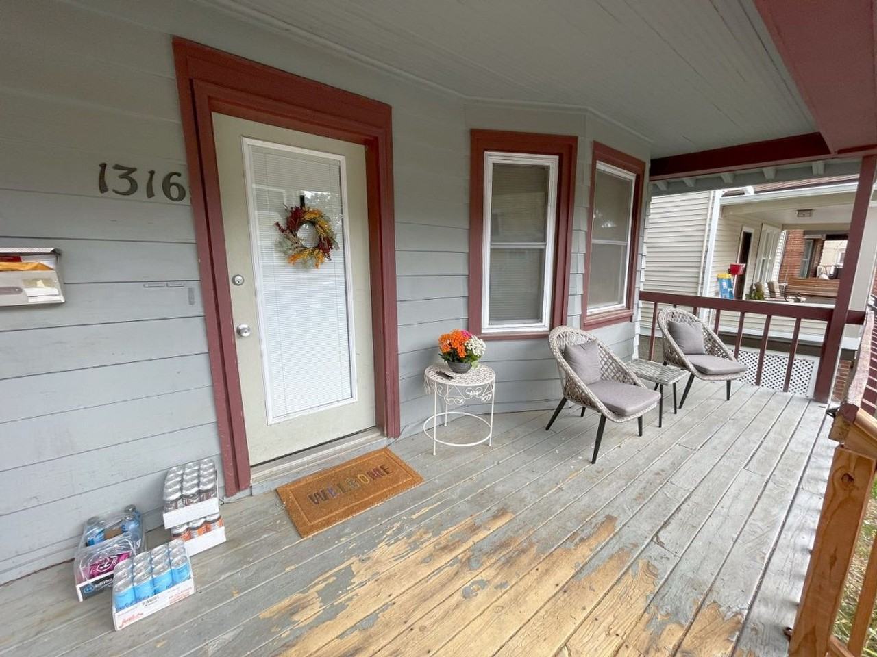 1316 Saint James Ct - Photo 5 of 47