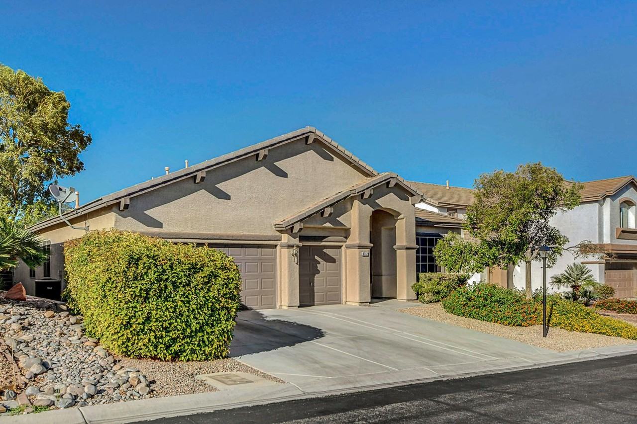 8312 Fritzen Ave - Photo 3 of 46