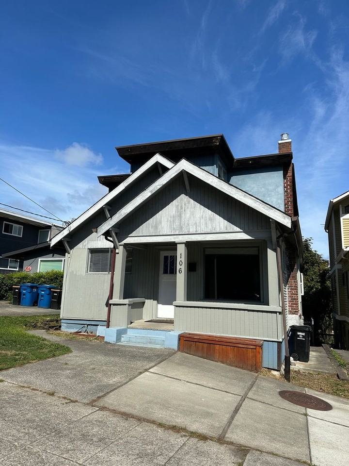 106 Florentia St - Photo 2 of 32