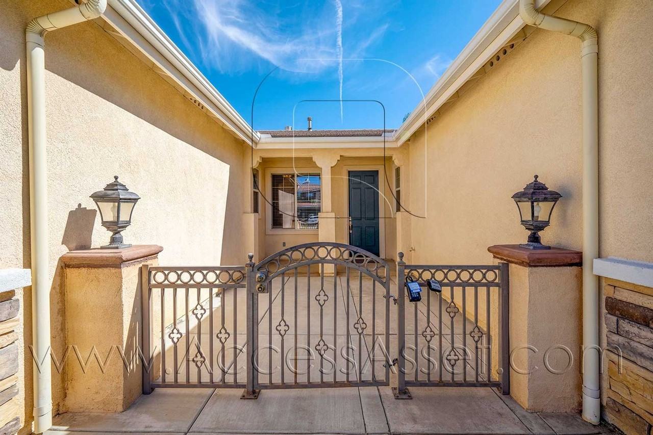 36026 Pansy St - Photo 3 of 35