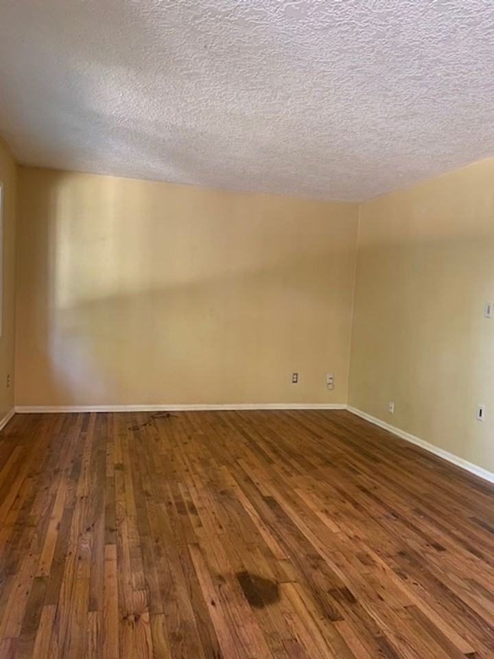 4538 Ne Killingsworth St - Photo 2 of 16