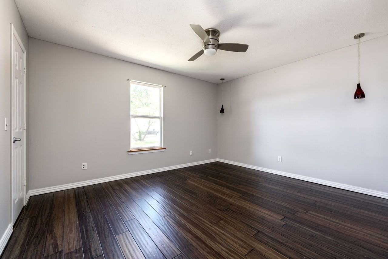 428 Southland St - Photo 7 of 12