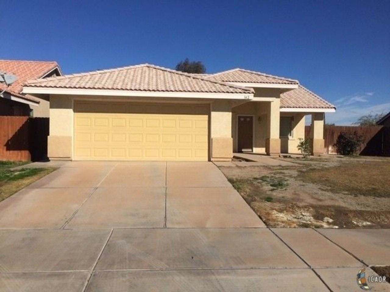 342 Willow Bend Dr - Photo 2 of 14