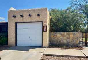 2032 Camelot Dr - Photo 1 of 1