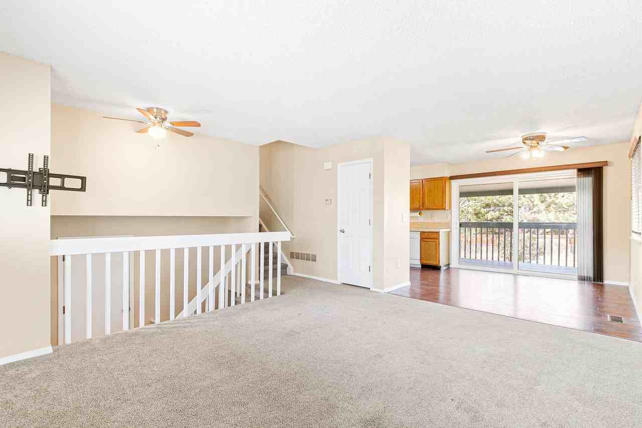 1405 S Sierra Dr - Photo 3 of 25