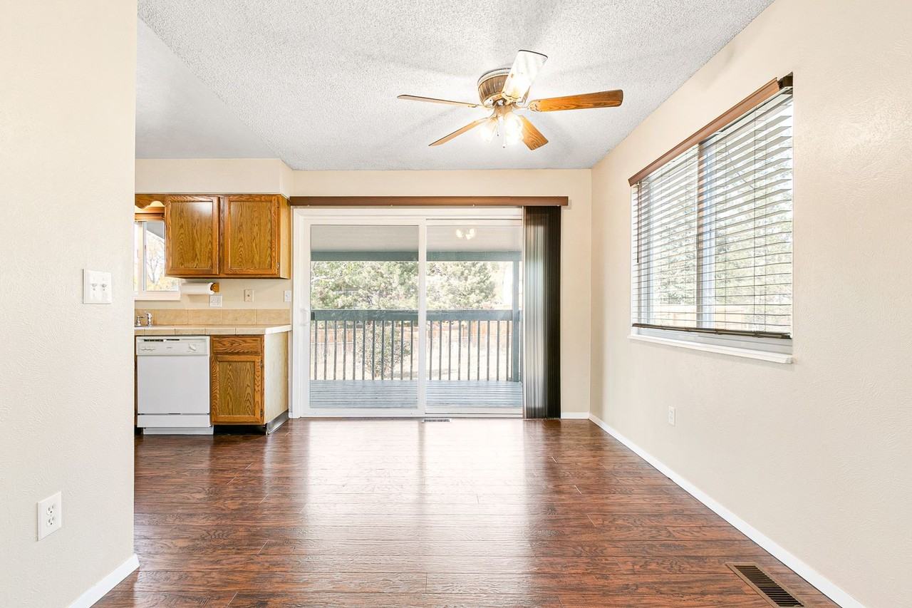 1405 S Sierra Dr - Photo 6 of 25